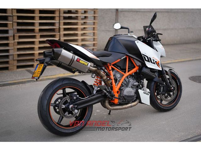 ktm - 990-super-duke