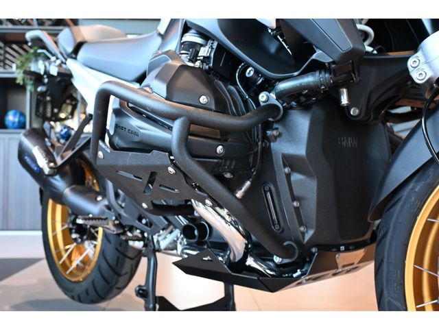 bmw - r-1300-gs-trophy
