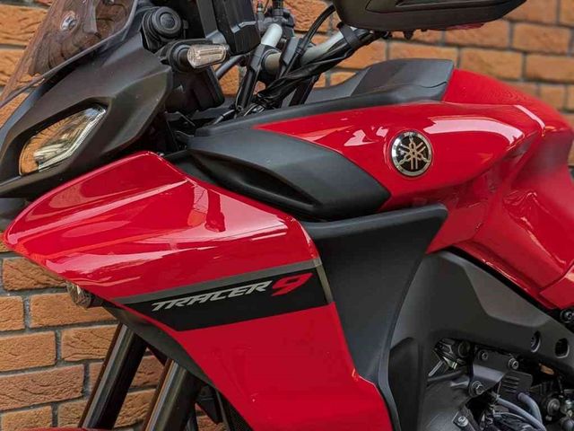 yamaha - tracer-9