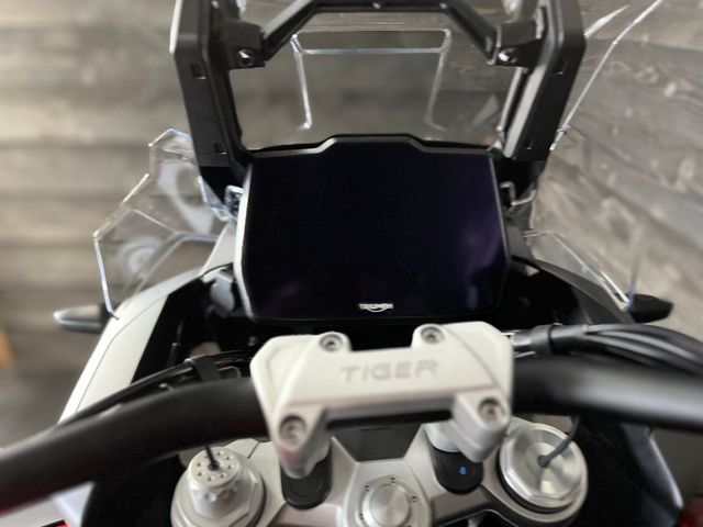 triumph - tiger-1200-gt-pro