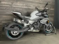 Cfmoto 800NK Advanced TC Grey Akrapovic 2025 occasion – foto 3 van 15