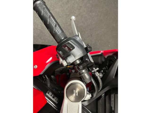 honda - cbr-650-r