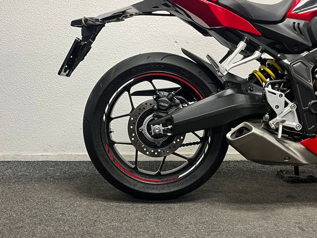 honda - cbr-650-r