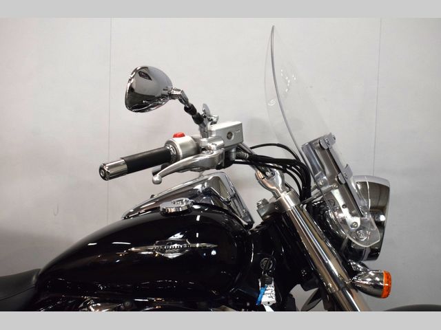 suzuki - vl-800-volusia