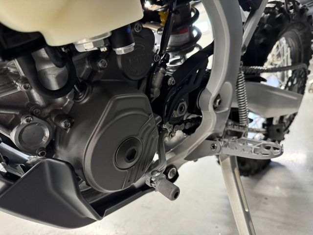 triumph - tf-250-e