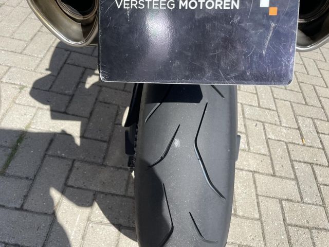 ducati - monster-696