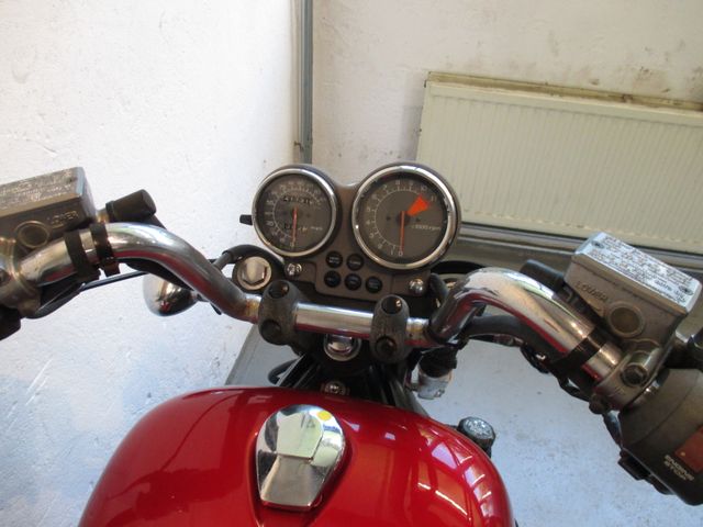 honda - vf-700-c-magna