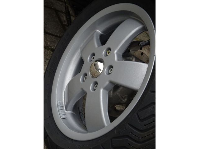 vespa - gts-250-ie-abs