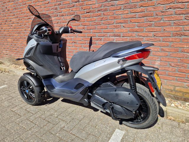 piaggio - mp3-300-hpe