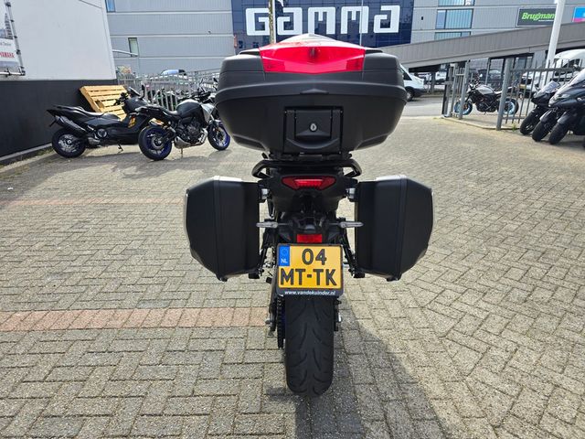 yamaha - tracer-9-gt--