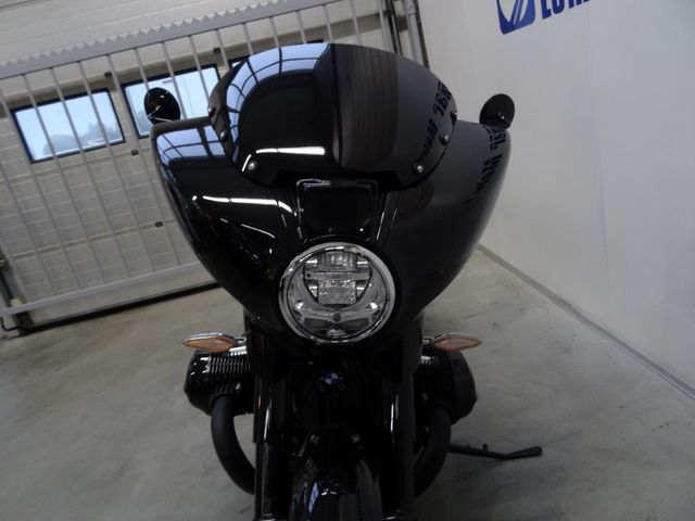 bmw - r-18-b