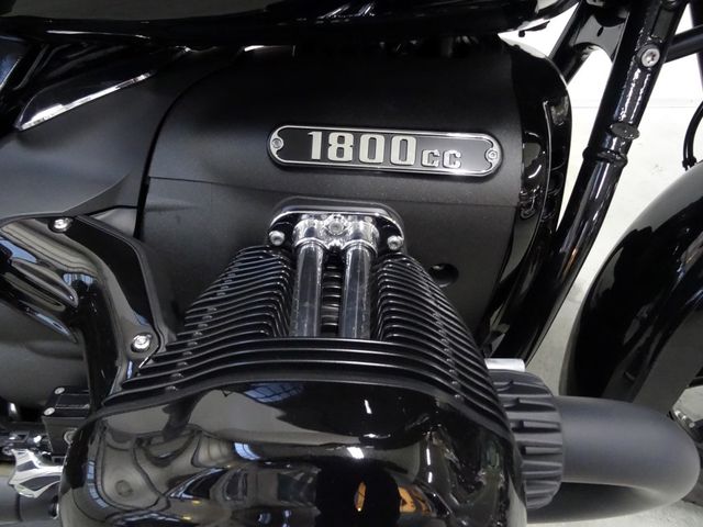 bmw - r-18-b