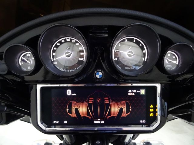 bmw - r-18-b