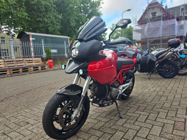 ducati - multistrada-1100