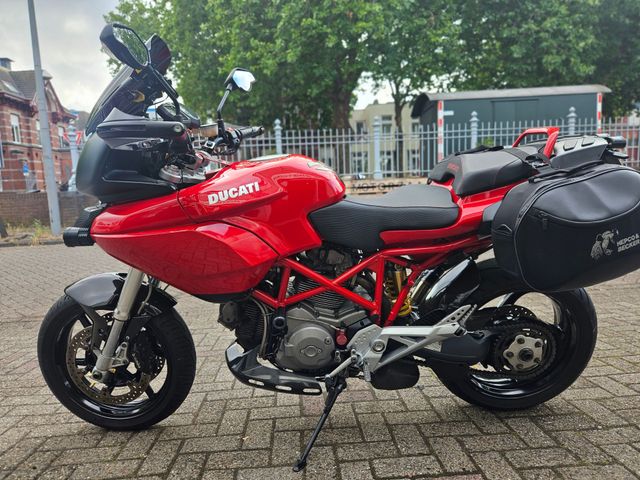 ducati - multistrada-1100