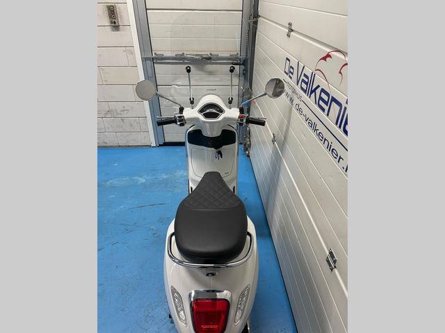vespa - primavera-125-abs
