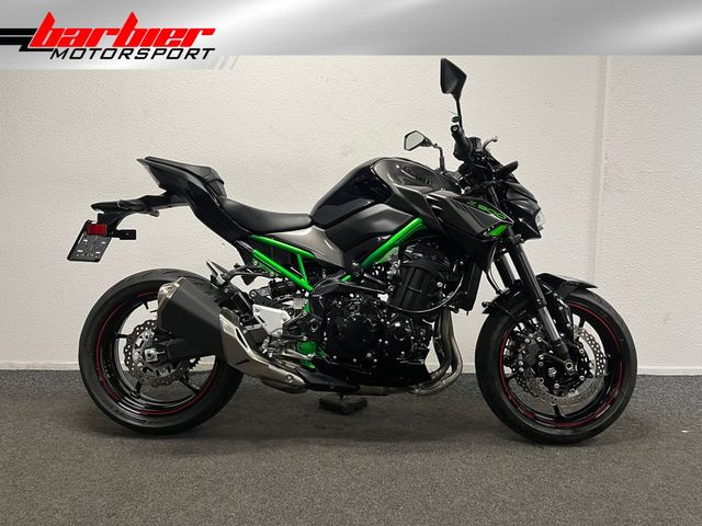 kawasaki - z900