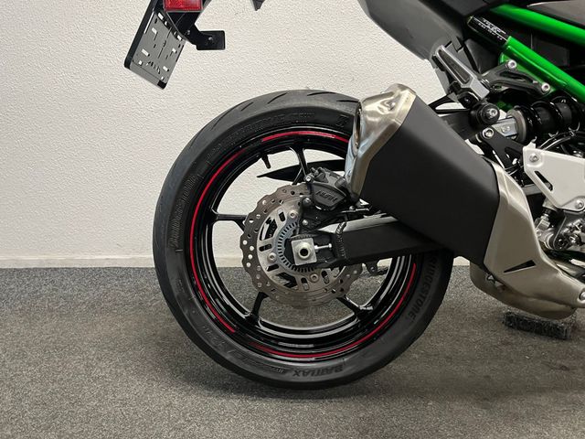 kawasaki - z900