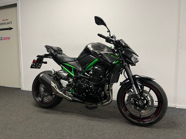 kawasaki - z900