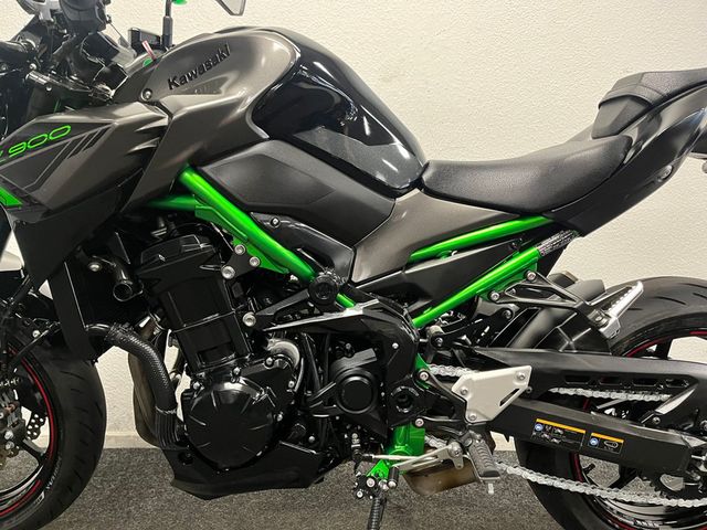 kawasaki - z900