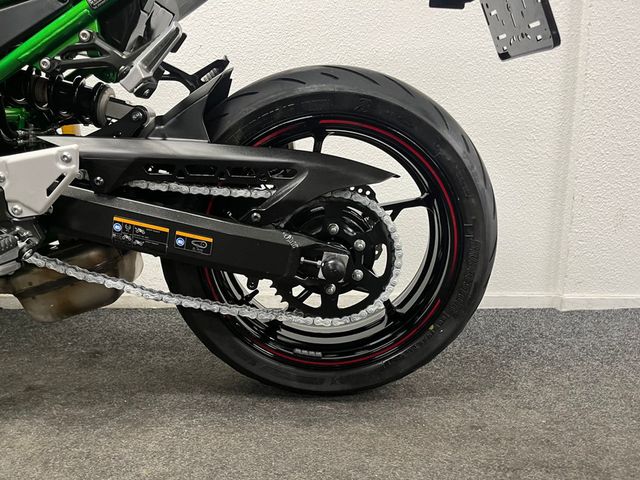 kawasaki - z900