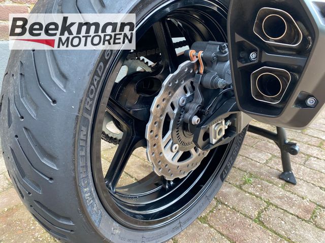 kawasaki - versys-1000-se-grand-tourer