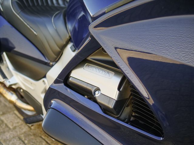 honda - st-1300-pan-european
