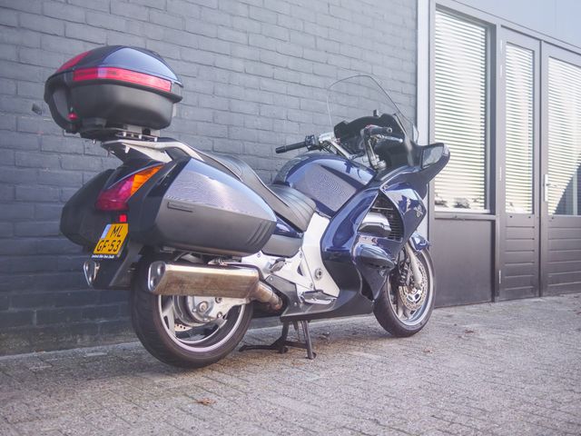 honda - st-1300-pan-european