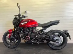 Moto Morini Seiemmezzo STR 2026 nieuw – foto 10 van 21