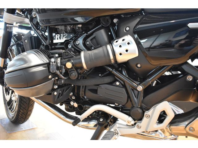 bmw - r-12