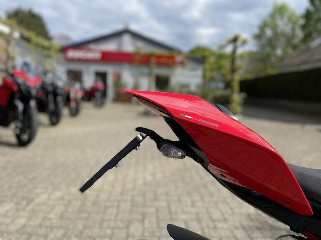 ducati - streetfighter-v4s