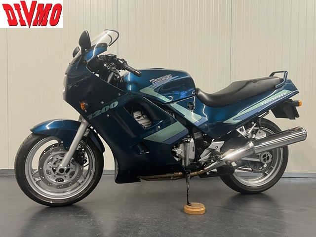 triumph - trophy-1200