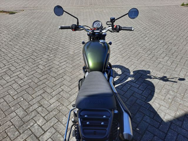 triumph - street-scrambler