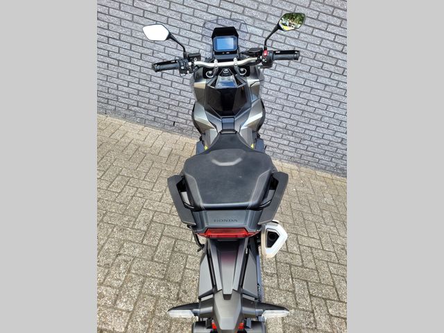 honda - x-adv