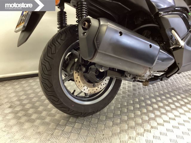 yamaha - x-max-300-tech-max