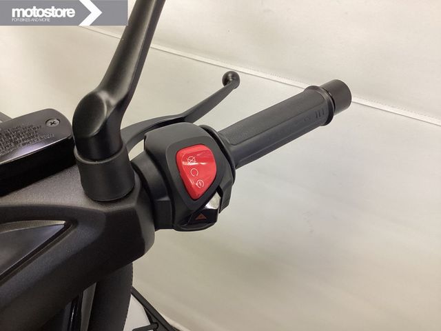 yamaha - x-max-300-tech-max