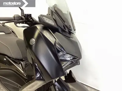 YAMAHA X MAX 300 TECH MAX – foto 3