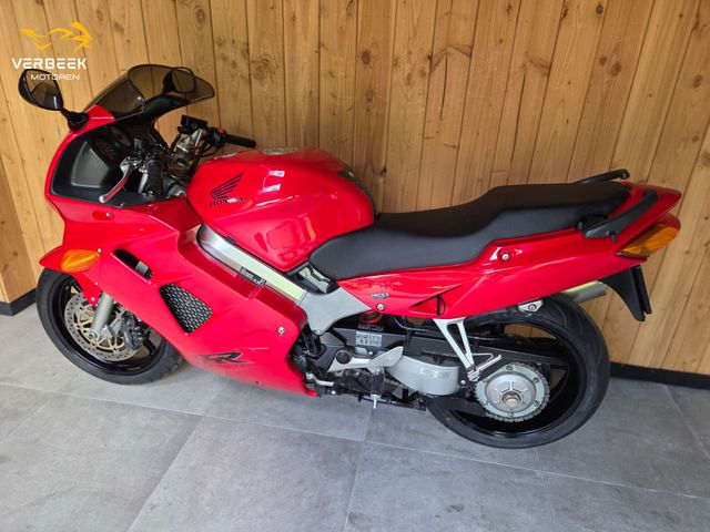 honda - vfr-800-fi