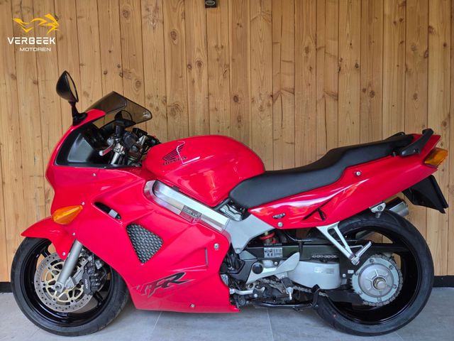 honda - vfr-800-fi