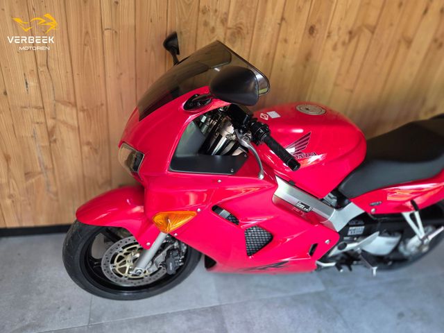 honda - vfr-800-fi