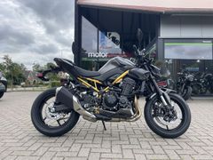 KAWASAKI Z900