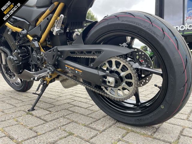 kawasaki - z900