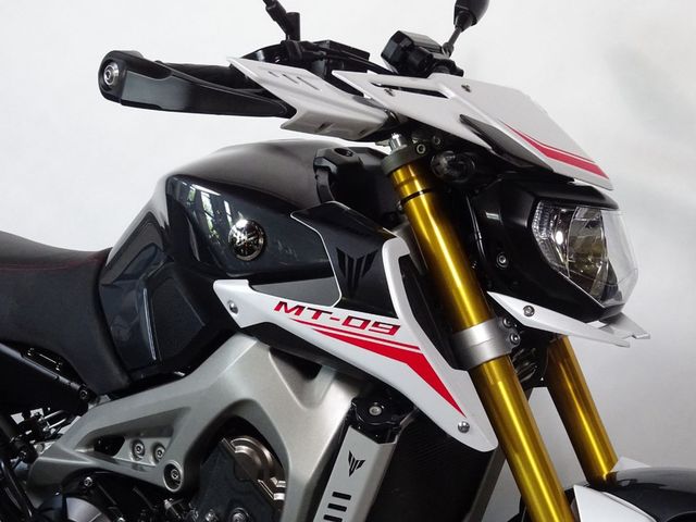 yamaha - mt-09-street-rally