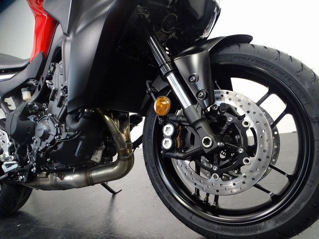 yamaha - tracer-9