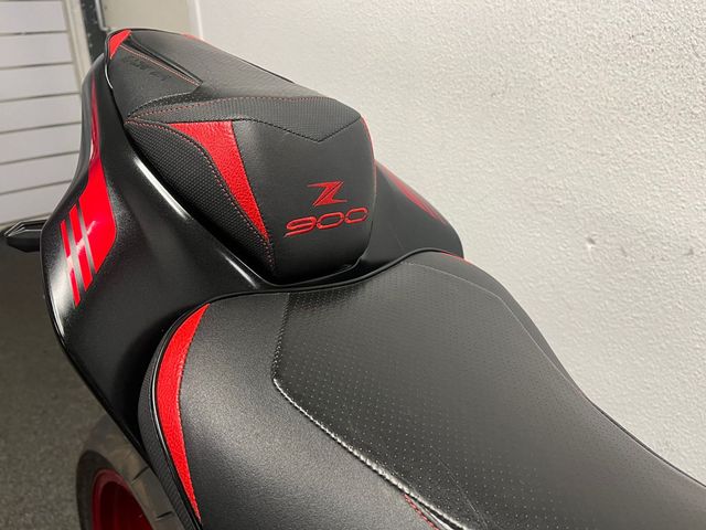 kawasaki - z900