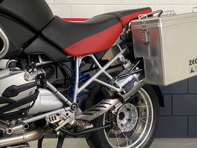bmw - r-1200-gs
