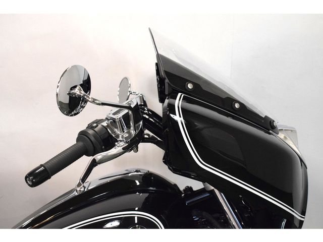 bmw - r-18-b
