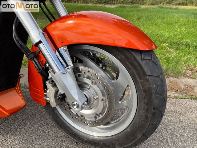 honda - vtx-1800