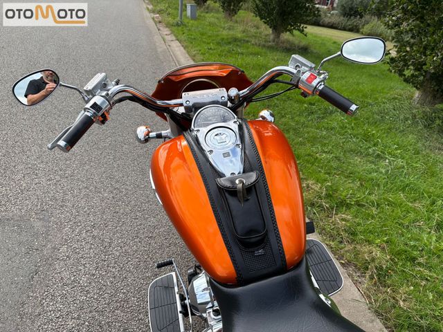 honda - vtx-1800