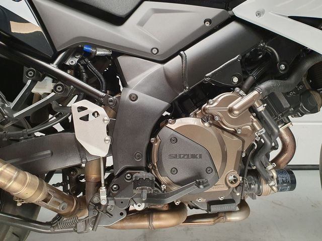 suzuki - v-strom-1050